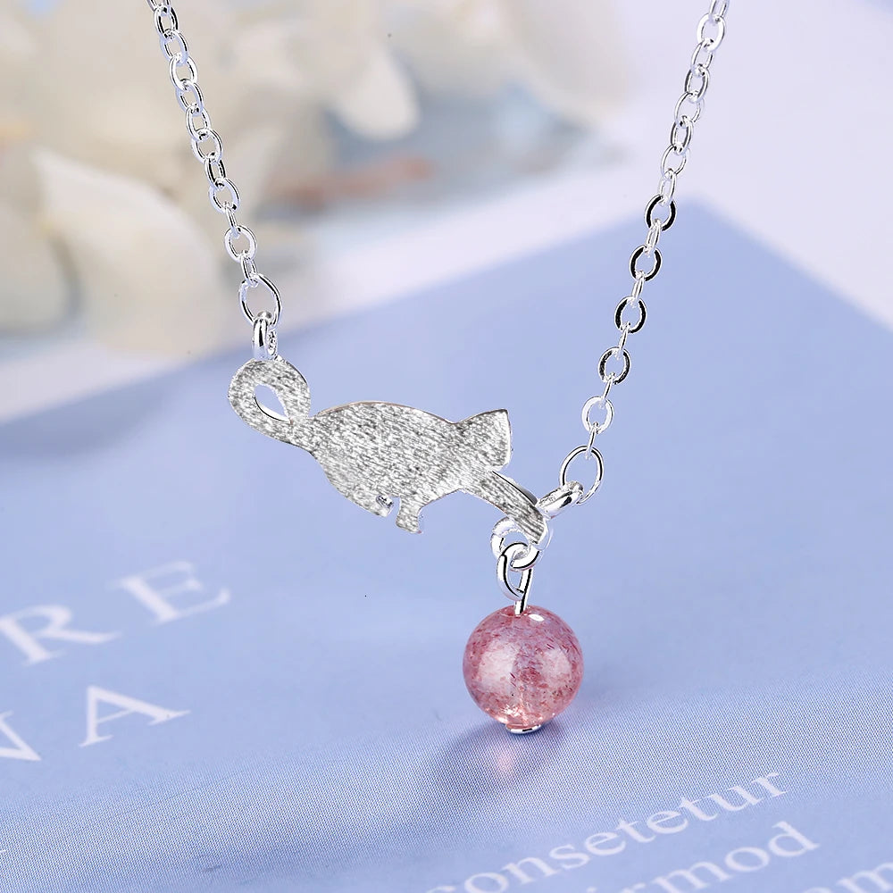 New Fashion Temperament Cute Animal Cat 925 Sterling Silver Jewelry Sweet Strawberry Crystal Cat Pendant Necklaces H343