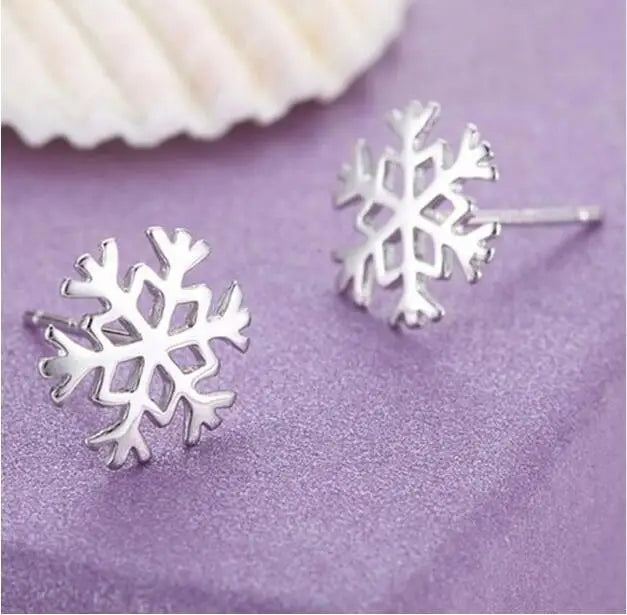 Wholesale Sexy Girl Fashion Jewelry No Allergy No Discoloration Flowers Snowflake 925 silver needle Stud Earrings Ys50