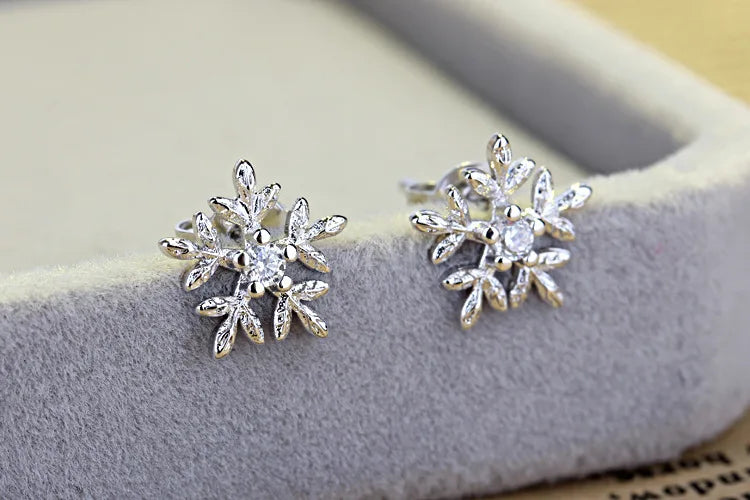 Real 925 silver needle White Snowflake Stud Earrings Cubic Zirconia Jewelry For Women Fashion Sterling Silver Earrings