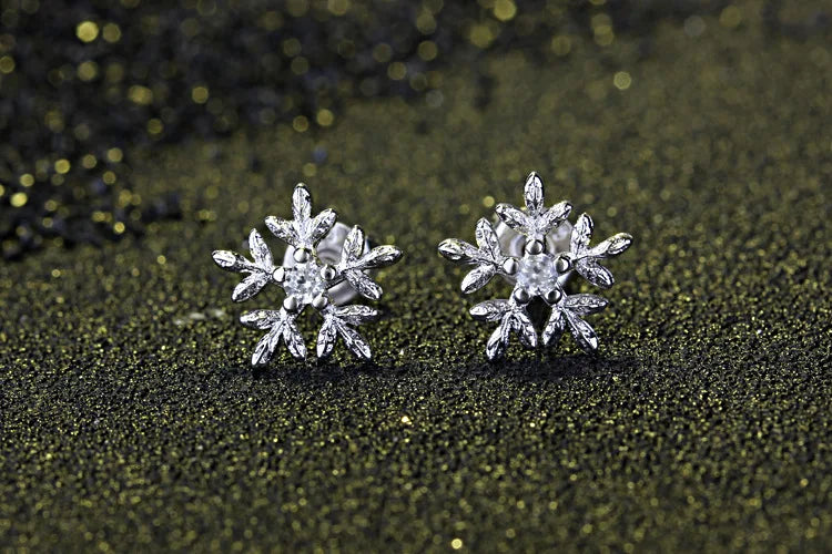 Real 925 silver needle White Snowflake Stud Earrings Cubic Zirconia Jewelry For Women Fashion Sterling Silver Earrings