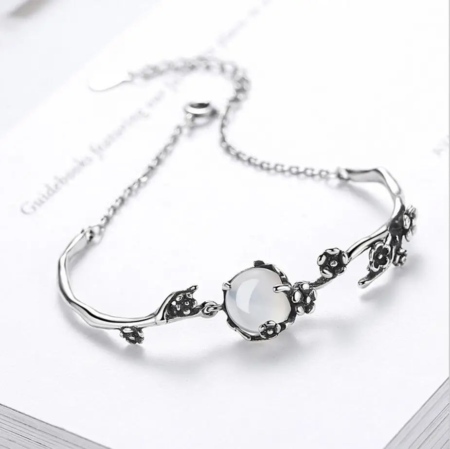Vintage Fashion Thai Silver Bracelet White Moonlight Stone Plum Flower 925 Sterling Silver Bracelet pulseira S-B160